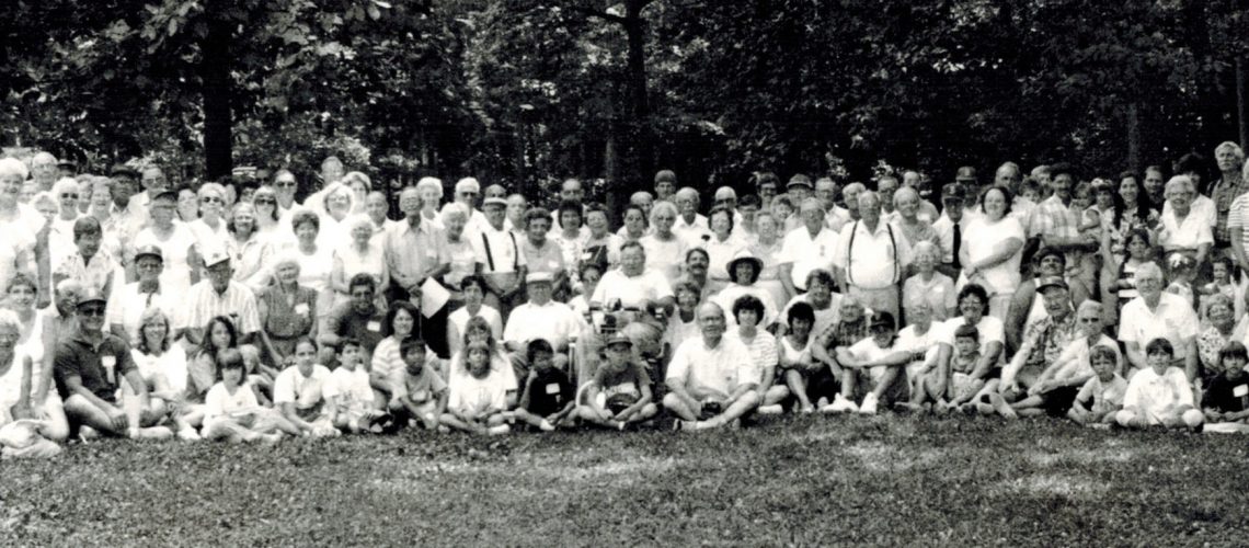 1990 Reunion Group Picture